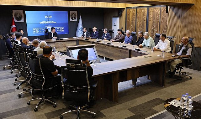 Erzincan'da tulum peyniri üreticileriyle sektör toplantısı yapıldı