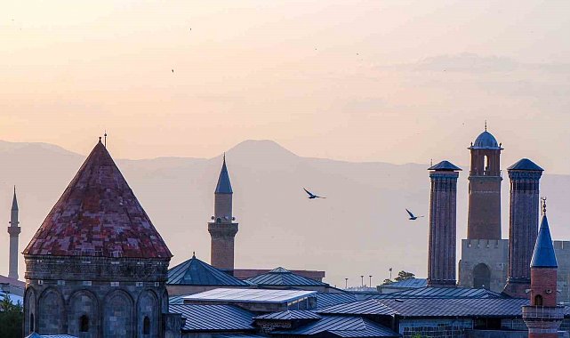 Erzurum'da 903 taşınmaz kültür varlığı bulunuyor