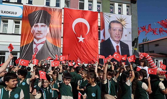 Erzurum'da İlköğretim Haftası Açılış Programı Celal Akın İlkokulu'nda gerçekleştirildi