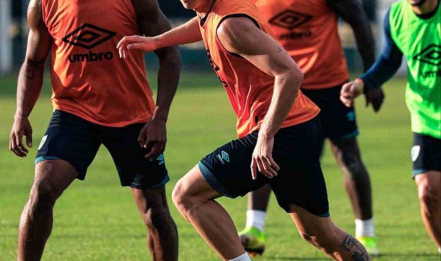 Erzurumspor FK, Konyaspor mesaisini sürdürdü