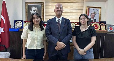 Esendere Belediyesinden gençlere destek: Üniversiteyi kazanan her öğrenciye 100 bin TL