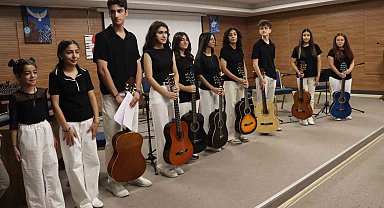 Esentepe Gençlik Merkezi yaz kursları sona erdi