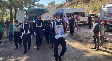 Feribot faciasında hayatını kaybeden uzman çavuş son yolculuğuna uğurlandı