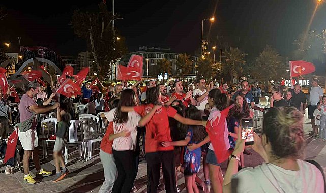 Filenin Sultanları'nın Avrupa şampiyonluğu Osmaniye'de coşkuyla kutlandı