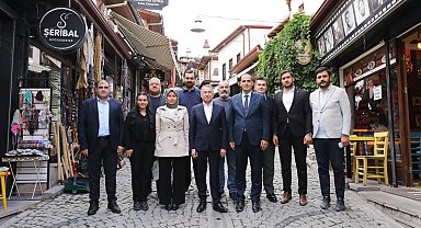 Fuat Oktay, Ulus'ta vatandaş ve esnafla bir araya geldi