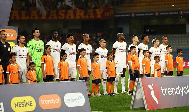 Galatasaray'da 3 değişiklik