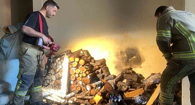 Garajdaki odunlar tutuştu, yangın büyümeden kontrol altına alındı