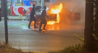 Gaziantep'te korkutan araç yangını