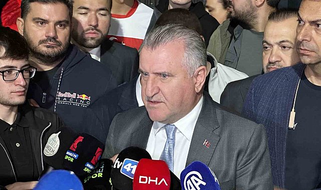 Gençlik ve Spor Bakanı Bak, Türkiye-Fransa maçını değerlendirdi