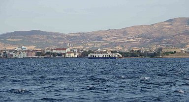 Gökçeada'ya yapılacak bazı feribot seferleri iptal edildi