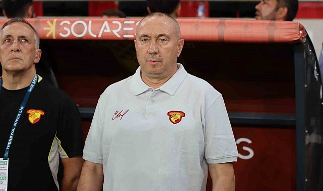 Göztepe, Stanimir Stoilov'un sözleşmesini 2028 yılına kadar uzattı