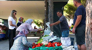 Hacıömerli'de salı pazarı bereketi
