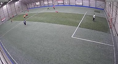 Halı sahada kalp krizi geçiren sağlık çalışanı hayatını kaybetti