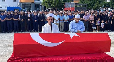 Hastalığa yenik düşen 24 yaşındaki uzman çavuş törenle son yolculuğuna uğurlandı