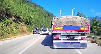 Hatalı sollama yapan araç kazaya neden oluyordu