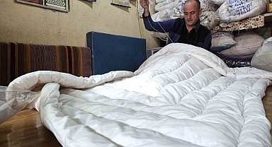 Hava sıcaklıklarının düşmesi sonrası doğal yün yorganlar ilgi görüyor