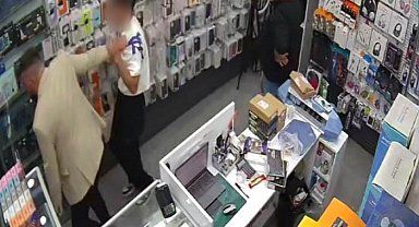 Havaya ateş edip dükkanda saklanan çocuk darp edildi