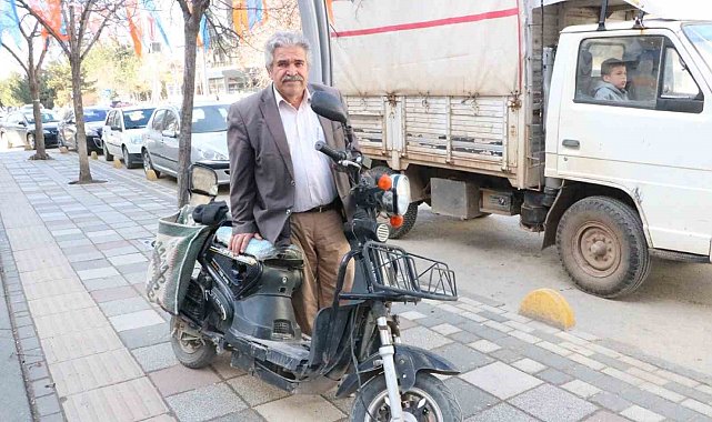 Hayatı boyunca girdiği hiçbir seçimi kazanamayan adam hayatını kaybetti