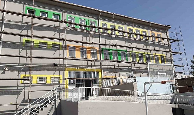 Hayırsever işadamından eğitime destek