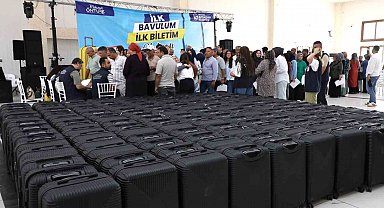 HBB'den üniversite öğrencilerine bavul ve ulaşım desteği