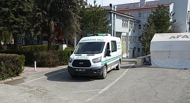 Hekimhan'da emekli öğretmen evinde ölü bulundu