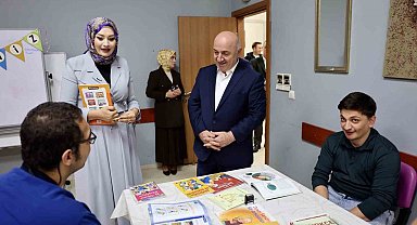 Hem üretiyor hem sosyalleşiyorlar