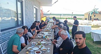 Hisarcık'ta köy muhtarları birlik beraberlik yemeğinde bir araya geldi