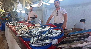Hisarcık'ta vatandaşların en çok tercih ettiği balık türü palamut oldu