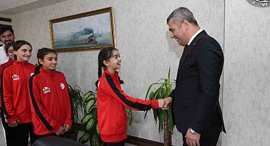 Horasanlı raketin büyük başarısı: Edanur Vural Türkiye şampiyonası seçmelerinde