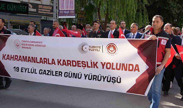 Iğdır'da "Kahramanlarla Kardeşlik Yolunda" yürüyüşü düzenlendi