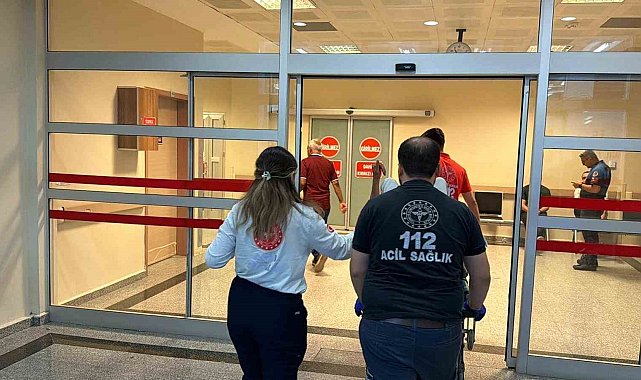 İki grup arasında bıçaklı kavga: 1 yaralı