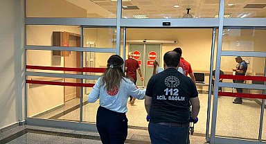 İki grup arasında bıçaklı kavga: 1 yaralı