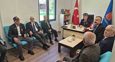 İl Müdürü Bayrak'tan Gaziler Günü'nde anlamlı ziyaret