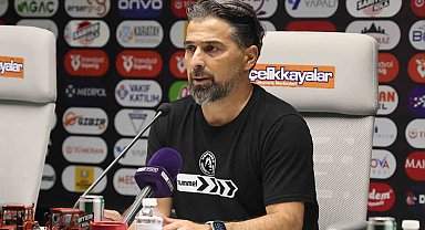 İlhan Palut: "Oyuncular sonuna kadar mücadele etti ve karakter koydu"