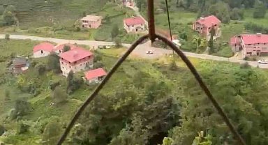 İlkel teleferikle 'heyecanlı' yolculuk
