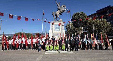 İlköğretim Haftası kutlama programı Edremit'te düzenlendi