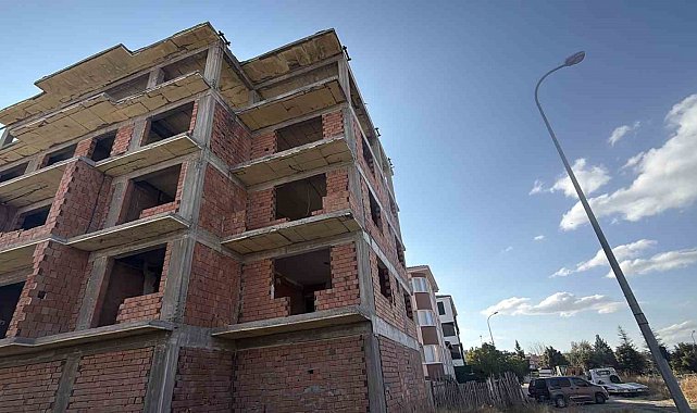 İnşaatın 4'üncü katından düşen şahıs yaralandı