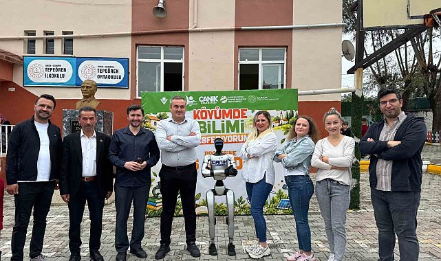 İnsansı robot CANİKMAN, kırsal mahalle okulunda