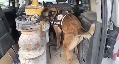 İş makinesi içerisinde uyuşturucu ele geçirildi: 1 tutuklama
