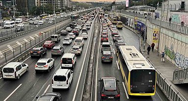İstanbul'da trafik yoğunluğu yüzde 78'e ulaştı