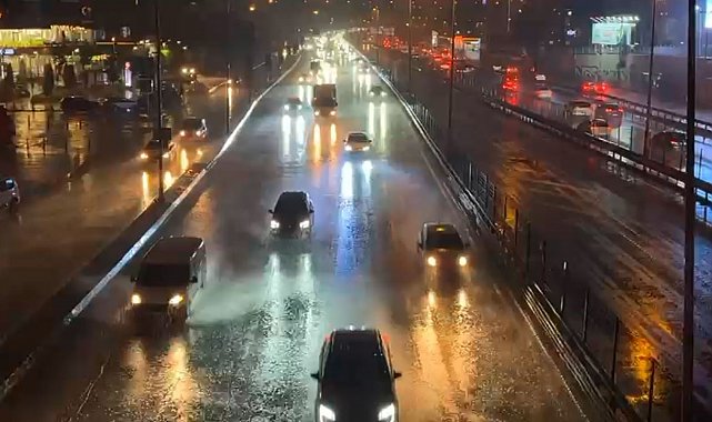 İstanbul'da yağmur etkili olmaya başladı