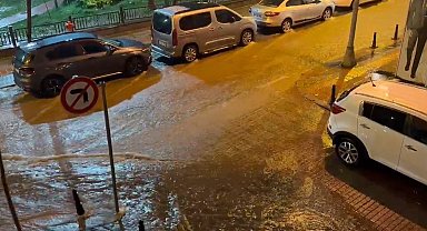 İstanbul'da yollar göle döndü