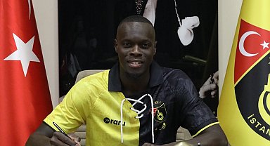 İstanbulspor Mamadou Fall ve Aytaç Kara'yı renklerine bağladı