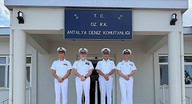 İtalya Deniz Kuvvetleri fırkateyni ITS Luigi Rizzo, Antalya'ya liman ziyareti gerçekleştirdi