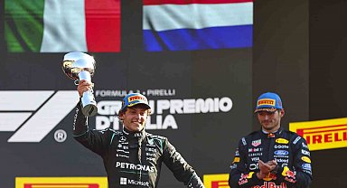 İtalya Grand Prix'sini 19. sıradan başlayan Kimi Antonelli kazandı