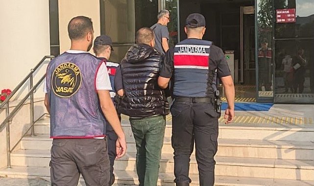 İzmir'de 60 ayrı suçtan aranan azılı suçlu JASAT'tan kaçamadı