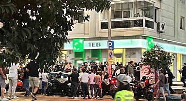İzmir'de bankadaki rehine krizinde 5 çalışan kurtarıldı, şüpheli gözaltında