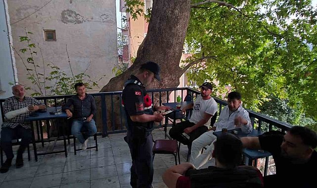 Jandarmadan dolandırıcılık ve hırsızlık olaylarına karşı vatandaşları bilgilendirme