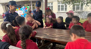 Jandarmadan öğrencilerin güvenliği için farkındalık çalışması