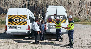 Jandarmadan okul servislerine denetim